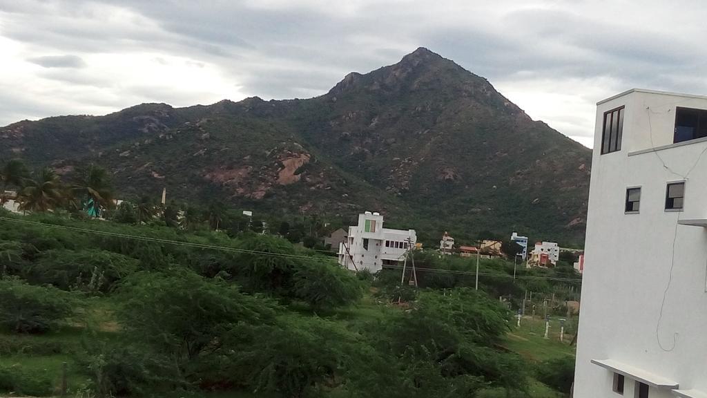 Sabri Guest House Tiruvannamalai Ngoại thất bức ảnh